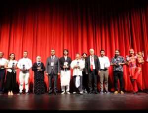 Uluslararası Kukla Atölyesi Sergisi İstanbul’da Açıldı