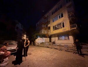 Üsküdar’da balkon çöktü, vatandaşlar tahliye edildi
