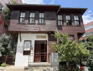 “Vatan şairi” Namık Kemal’in evini 6 ayda 5 bin kişi ziyaret etti