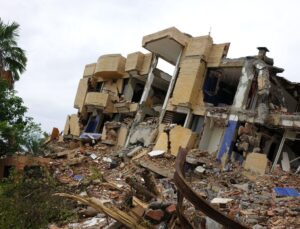 Venezuela’daki Depremlerde Hayatını Kaybedenlerin Sayısı 5 Bini Aştı