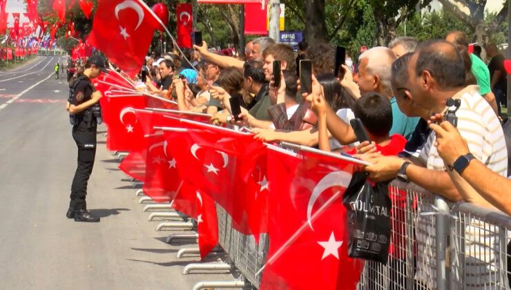 30 Ağustos Zafer Bayramı İstanbul’da Coşkuyla Kutlandı