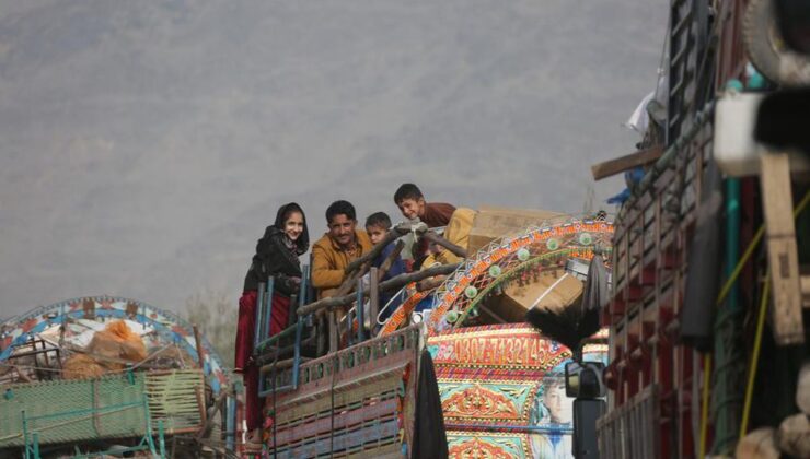 Afganistan’da Bir Ayda 31 Bin 320 Kişiye 2,61 Milyon Dolarlık İnsani Yardım