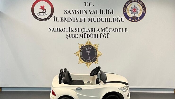 Akülü Arabada Uyuşturucu Ele Geçirildi