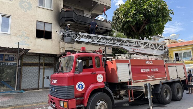 Alanya’da Yangın: 3 Çocuk Hastaneye Kaldırıldı