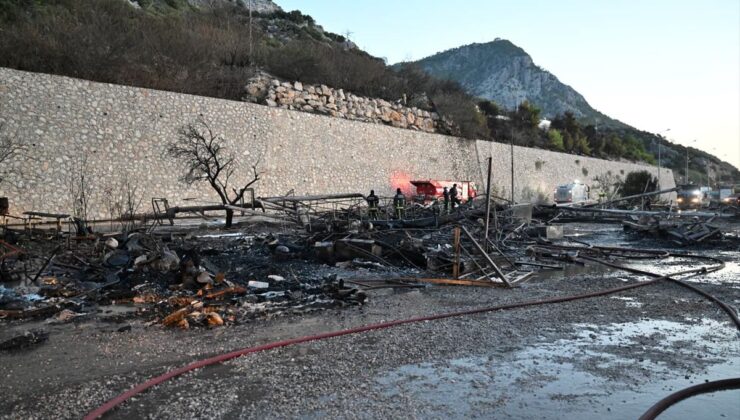 Antalya’da Tekne Yangını: 20’den Fazla Tekne Zarar Gördü