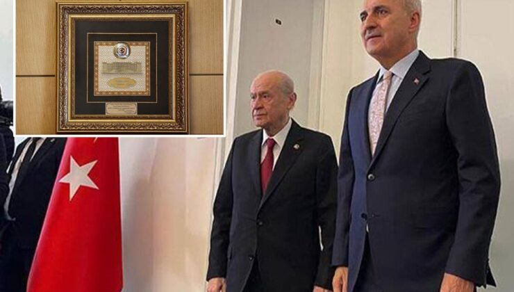 Bahçeli’den Kurtulmuş’a “Birliğin Gücü Milli İradenin Kararı” temalı hediye