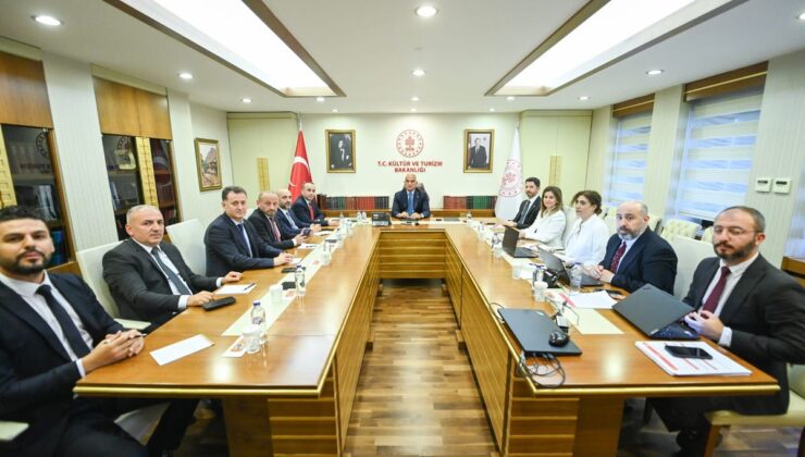 Bakan Ersoy, Trabzon Turizmini Masaya Yatırdı