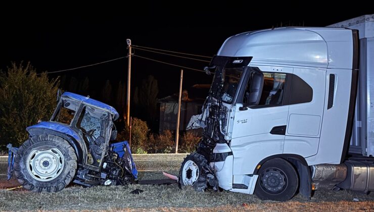 Banaz’da Tır-Traktör Çarpışması: 1 Ölü, 1 Yaralı