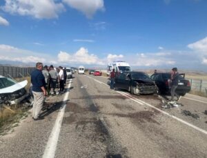 Bayburt’ta 3 Araçlı Kazada 9 Yaralı