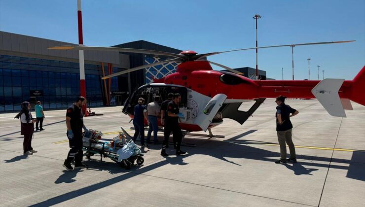 Bebek, Ambulans Helikopterle İstanbul’a Sevk Edildi
