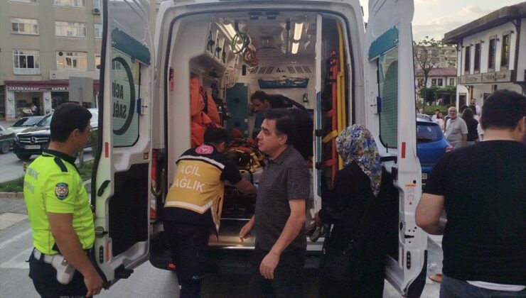 Boyabat’ta elektrikli bisikletin çarptığı kadın yaralandı