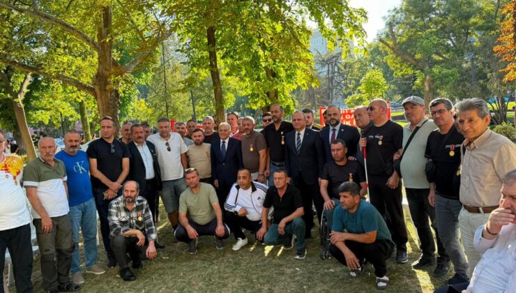 Büyük Birlik Partisi heyeti, Güvenpark’ta şehit yakınları ve gazileri ziyaret etti