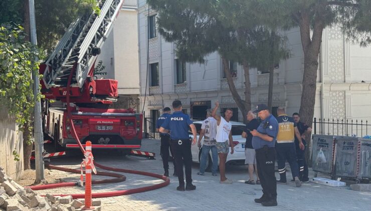 Büyükçekmece’de Çatı Yangını: 1 Yaralı