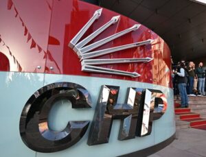 CHP Sözcüsü Sarı: “Özgür Özel, CHP’li belediye başkanlarını taciz etmekten vazgeçsin”