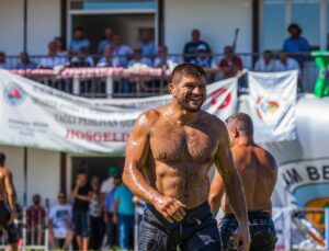 Eski başpehlivan Yılmaz, ikinci kez adli kontrolle serbest