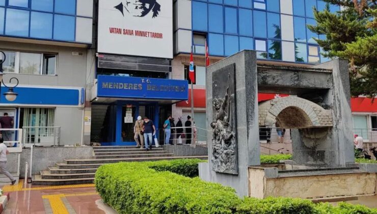 Firari Menderes Belediye Başkan Yardımcısı Rüzgar Sönmez saklandığı evde yakalandı