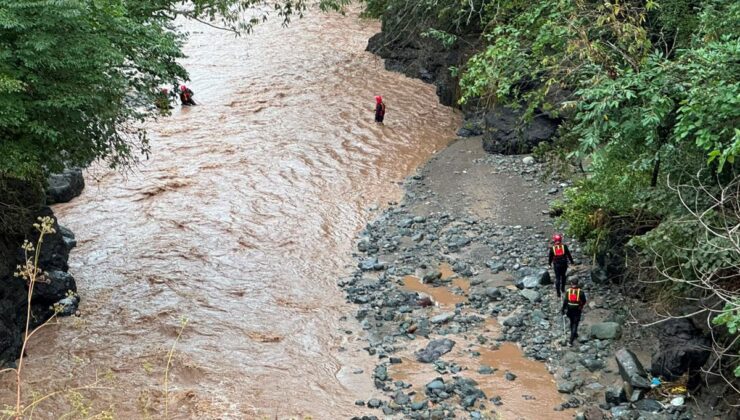 Giresun’da sel: 2 kişi kayıp, arama başlatıldı