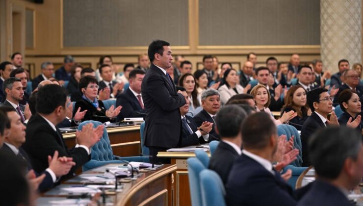Kazakistan’da Kurultay Başkanı Aybek Dadebay Seçildi