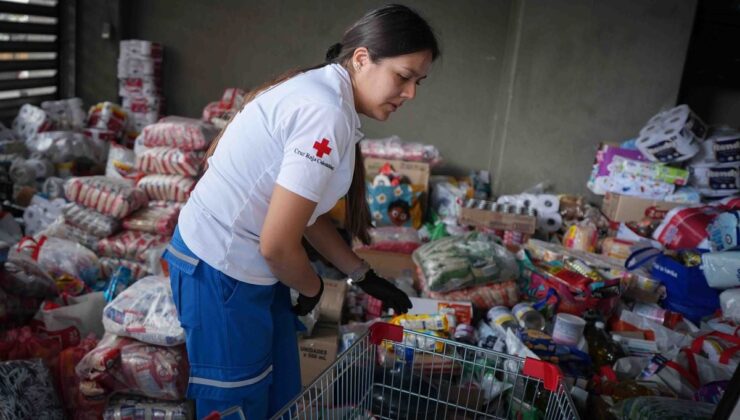 Kolombiya’daki 7,4 Büyüklüğündeki Deprem Sonrası Kızılhaç Yardım Çalışmalarını Sürdürüyor
