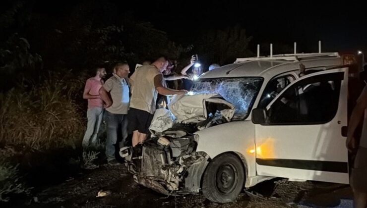 Kozan’da zincirleme kaza: 2 yaralı