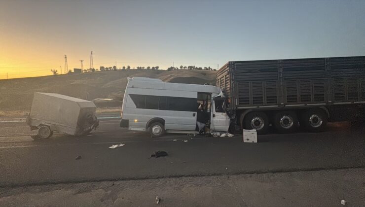 Malatya’da trafik kazası: 11 yaralı