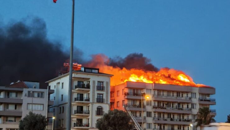 Milas’ta Apartman Çatısında Yangın