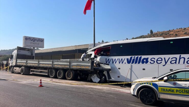 Milas’ta Otobüs-Tır Çarpışması: 2 Ölü, 18 Yaralı