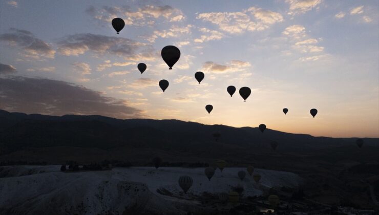Pamukkale’de Gün Doğumundan Geceye Farklı Deneyimler