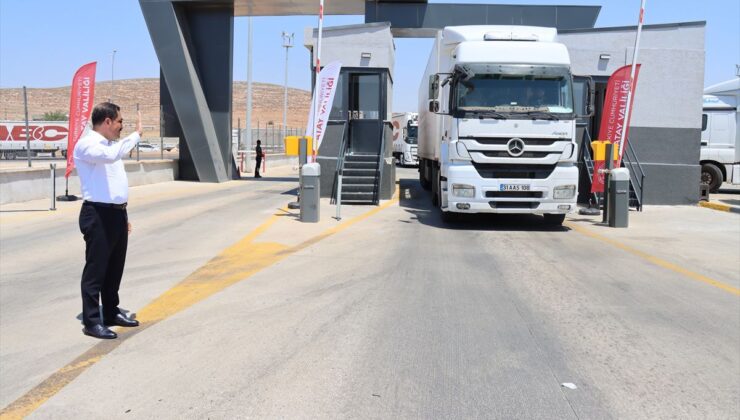 Reyhanlı’da 1200 TIR Kapasiteli Modern Tır Parkı Hizmete Açıldı