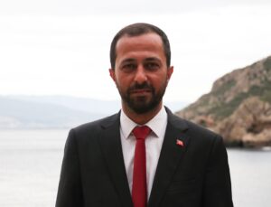 Şahika Ercümen’den Zafer Bayramı’na Özel Dalış