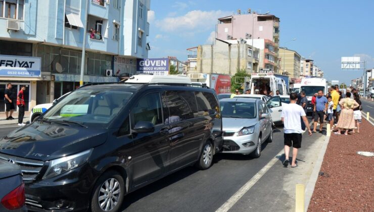 Serik’te 5 Araçlı Zincirleme Kaza: 6 Yaralı