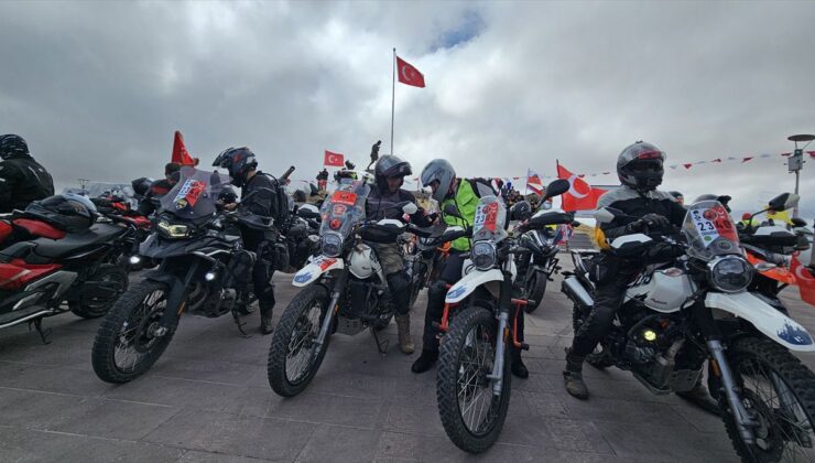 Süvarinin İzinde 960 Motosiklet Kocatepe’de