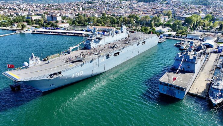 TCG Anadolu TEKNOFEST’te Ziyaretçi Akınına Uğradı