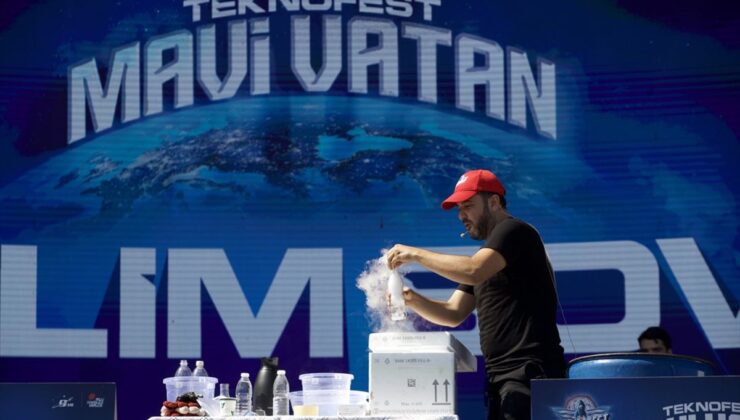 TEKNOFEST Mavi Vatan’da Çocuklara Bilim Şovu