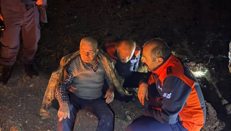 AFAD ve jandarma, Burdur’da kaybolan 89 yaşındaki İbrahim Çevik’i dağda uyurken buldu