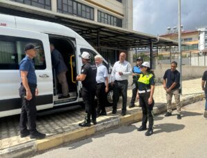 Anamur’da okul servis araçları denetlendi