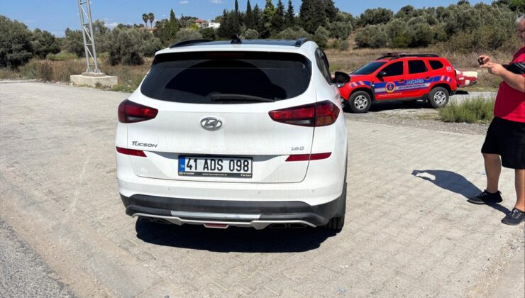 Antalya Manavgat’ta motosiklet ile otomobil çarpıştı, 2 kişi yaralandı