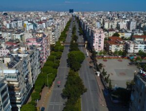 Antalya’da yeni eğitim öğretim dönemi öncesi kiralık ev hareketliliği