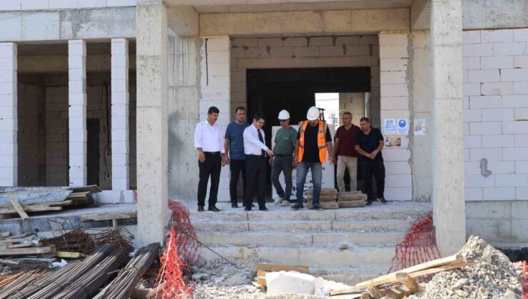 Arsuz Kaymakamı Eroğlu, 4 derslikli iki anaokulu inşaatlarını inceledi
