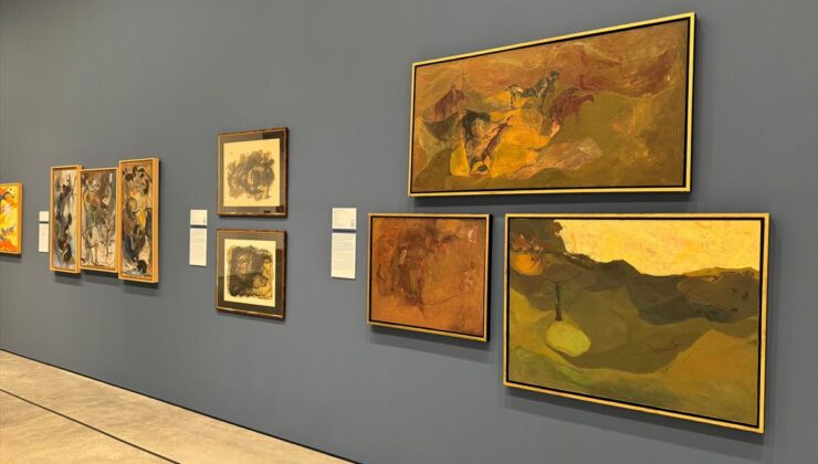 “Aynı Mavinin Altında” sergisi İstanbul Modern’de sanatseverlerle buluştu