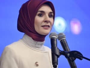 Bakan Göktaş: “Eğitim-öğretim yılının ilk döneminde Sosyal Yardımlaşma ve Dayanışma Vakıflarımıza yaklaşık 2 milyar lira kaynak aktardık”