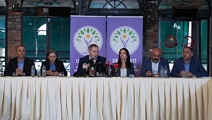 Bakırhan, Alevi kurumlarına Terörsüz Türkiye sürecini 86 milyonun süreci diye anlattı