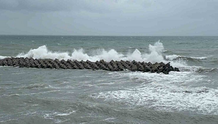 Batı Karadeniz’de yarın rüzgar saatte 50-75 km hıza ulaşarak ulaşımı aksatabilir