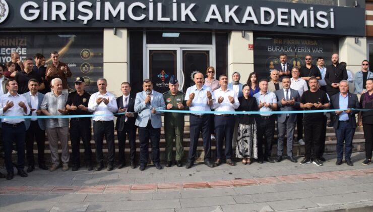 Batman’da “Girişimcilik Akademisi” açıldı
