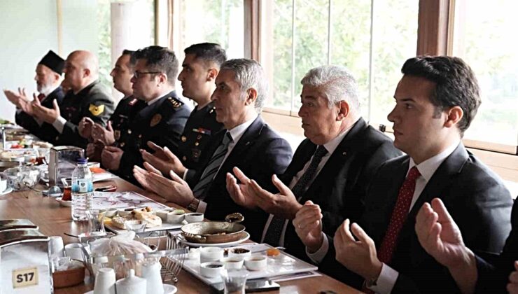 Beypazarı’nda Gaziler Haftası programı çelenkle başladı, gaziler protokolle buluştu