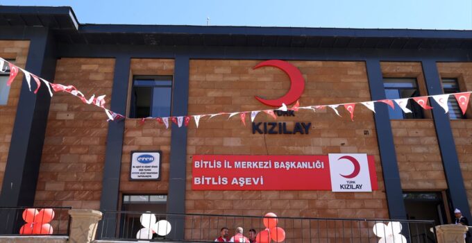 Bitlis’te Türk Kızılay aşevi açıldı