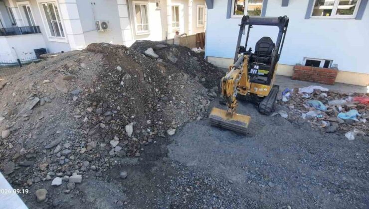 Burhaniye’de Kur’an kursu bahçesindeki yenileme çalışmaları büyük ölçüde tamamlandı