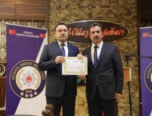 Çankırı İl Emniyet Müdürü olarak atanan Osman Elbir’e Kütahya’da veda yemeği verildi
