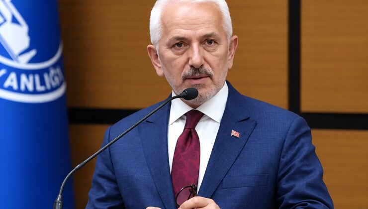 CHP’den istifa eden Ekrem Baki, Meclis üyeliklerini de bıraktı