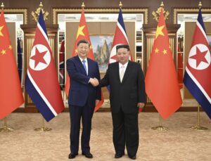 Çin Cumhurbaşkanı Xi, Kuzey Kore’nin kuruluşunun 78. yıldönümü dolayısıyla Kim Jong-un’u kutladı